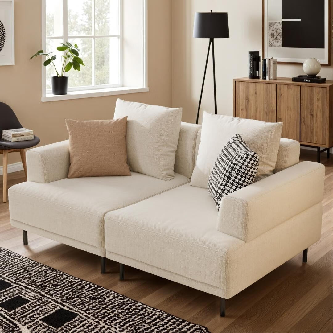 Canapé moderne à assise profonde avec coussins, pieds hauts, canapé de salon confortable, canapé d'appartement